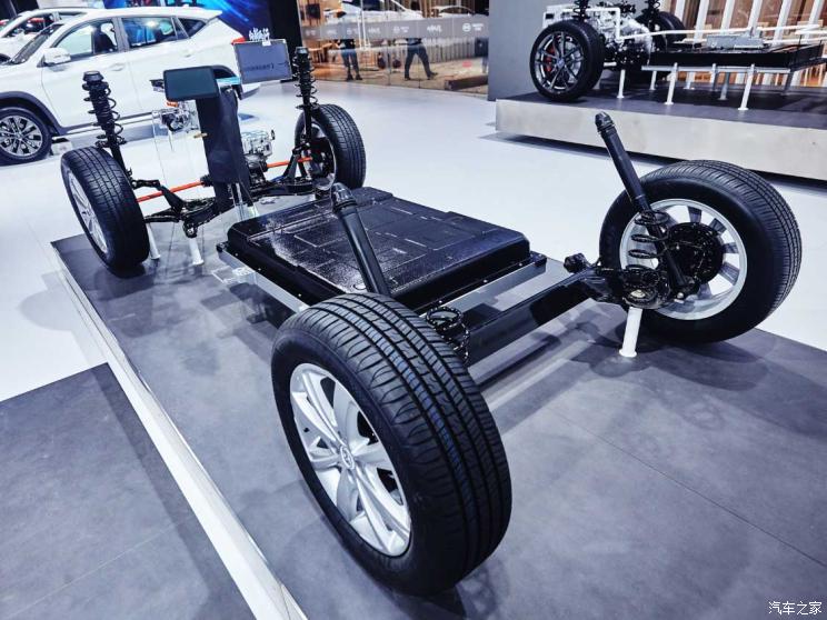 744x0_1_autohomecar__ChwFkF8tZluAekpwAAIU9ro_njw411.jpg