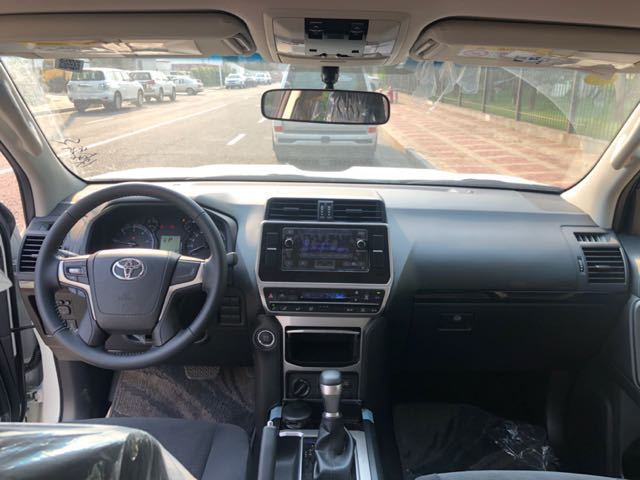 dealer_default_a464880f80f54cd1a08165ae298d72cd.jpg
