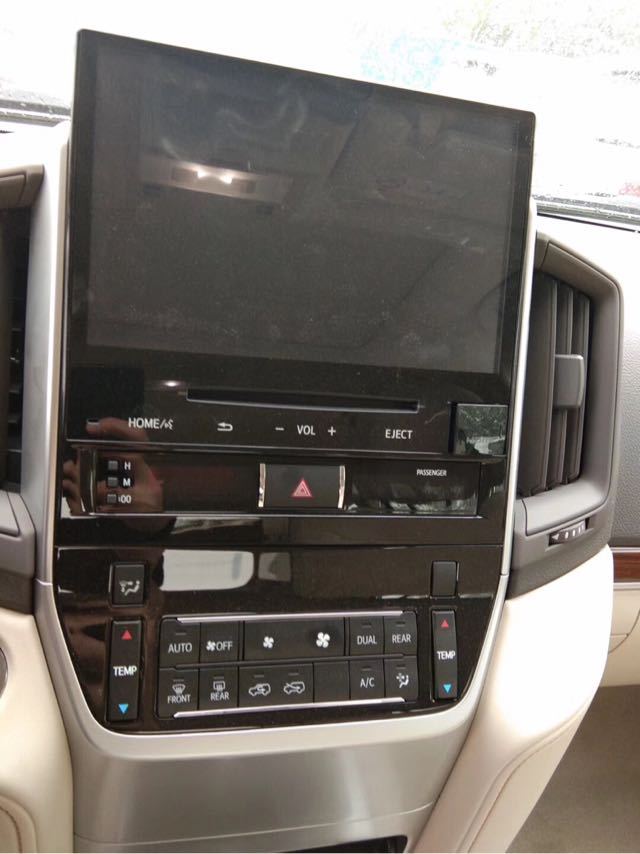 dealer_default_72353effb6a044b6a8d1325493fa88aa.jpg